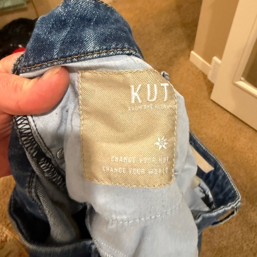 Kut from the Kloth Meg Fab Ab wide leg Distressed Blue Flare Jeans - Picture 3 of 5